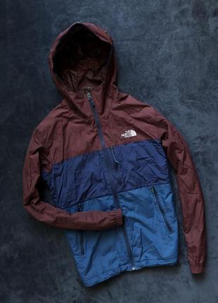 Ветровка the north face р.s