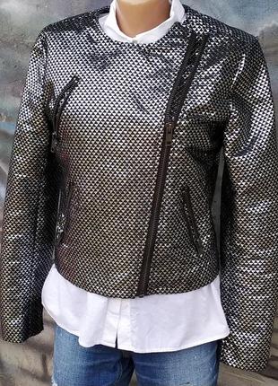 Весенняя куртка курточка косуха серебряная нить1 фото
