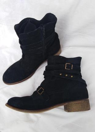 Замшеві чорні ботинки чоботи zign ботинки сапоги кожа черевики zara mango h&m1 фото