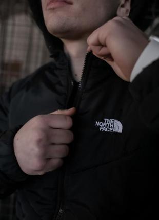 Куртка tnf черная2 фото