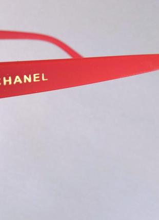 Chanel жіночі сонцезахисні окуляри чорні з червоними дужками9 фото