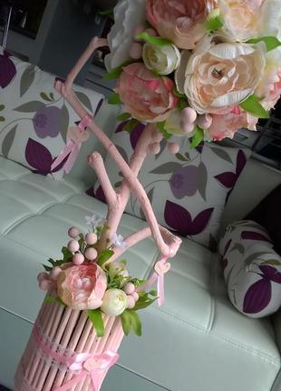Изысканная интерьерная композиция - топиари " цветочная ваниль".5 фото