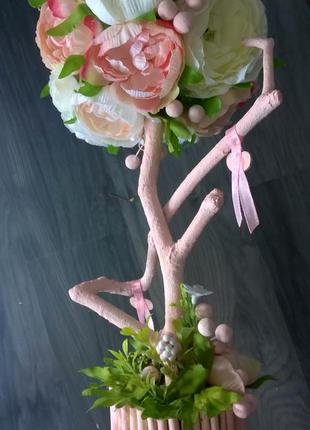 Изысканная интерьерная композиция - топиари " цветочная ваниль".7 фото