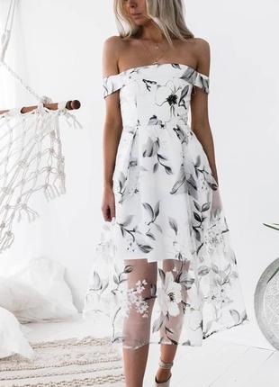 Фатиновое платье  с цветочным принтом