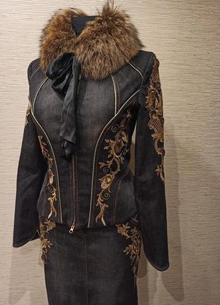 Джинсовий костюм з хутром gizia