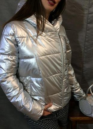 Куртка  - косуха серебряная металлик1 фото
