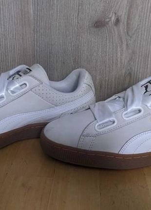 Кроссовки кожаные puma basket heart perf gum