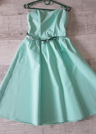 Красивое платье