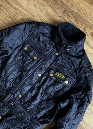 Женская куртка barbour international2 фото