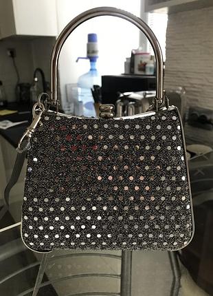 Серебристая сумочка 3