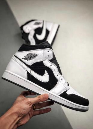 Jordan 1 mid "white black"2 фото