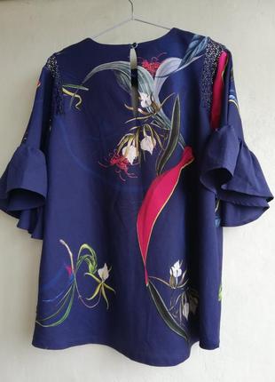 Красивая блуза с рукавами воланами в цветочный принт, размер 14 наш 48,next2 фото