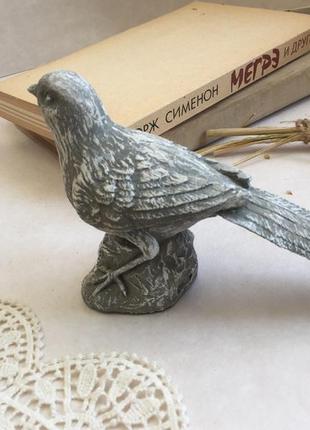 Статуетка птах