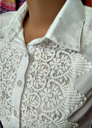 Белая блуза с кружевом3 фото