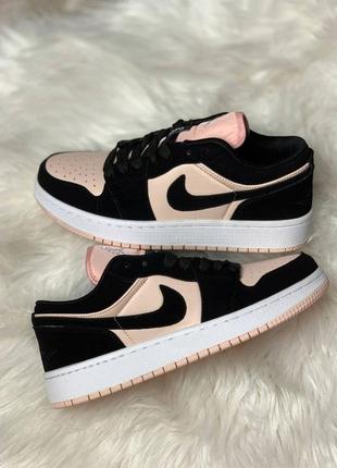 Женские кроссовки nike  air jordan 1 low black / pink