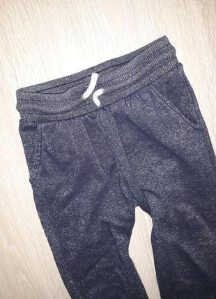 Спортивные штаны h&m на 4-5 лет2 фото