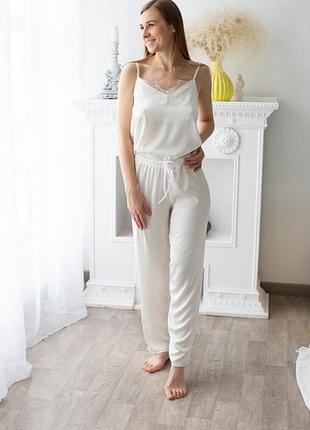 Шовковий костюм для будинку