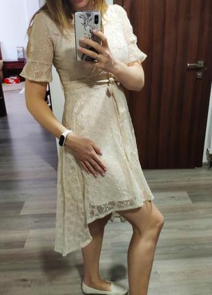 Мереживне ошатне плаття