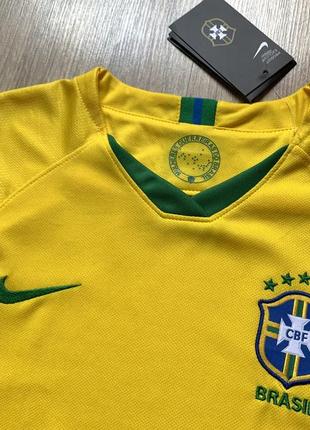 Женская коллекционная футбольная джерси nike brazil women's home jersey 2019/204 фото
