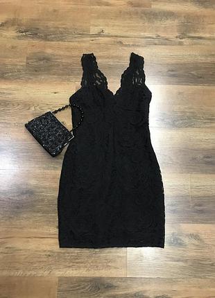 Невероятно красивое кружевное платье