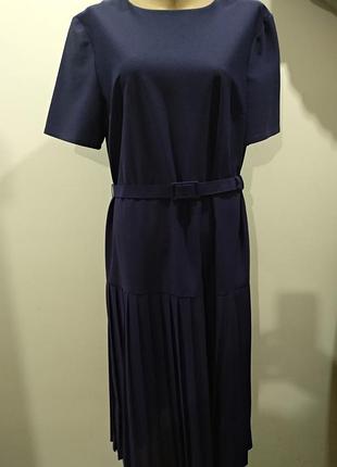 Стильное платье , германия