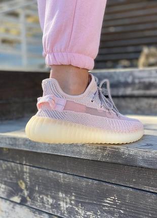 Кроссовки adidas yeezy8 фото