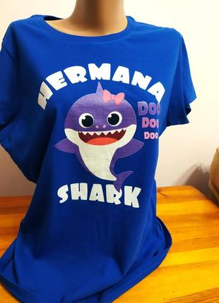 Жіноча футболка