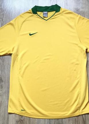 Мужская коллекционная футбольная джерси nike brasil1 фото