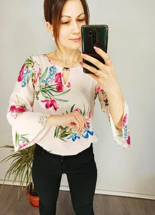 Блуза у квіти ніжна красива ошатна весняна офіс стильна1 фото
