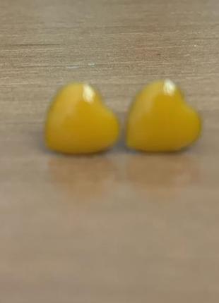 Серёжки-гвоздики сердечки