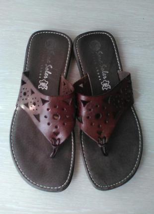 Шкіряні шльопанці sara soler іспанія