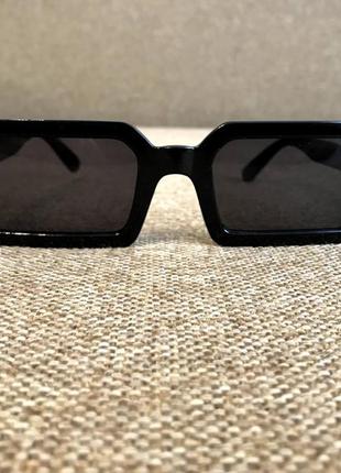 Новые солнцезащитные очки в чёрном цвете.1 фото