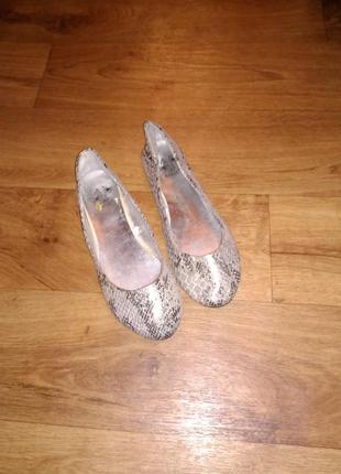 Классные удобные балетки.