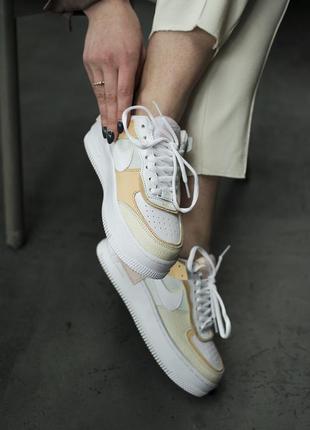 Nike air force shadow tonal cream стильні кросівки найк форс жовті3 фото