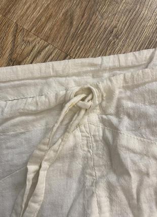 Белые сводные штанишки5 фото