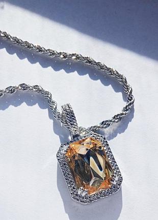 Стильная цепочка с кулоном колье