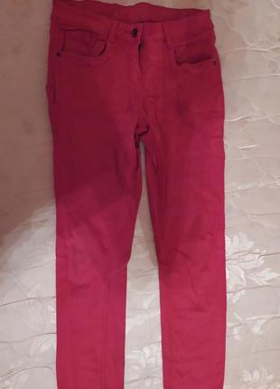 Джинсы скинни яркие