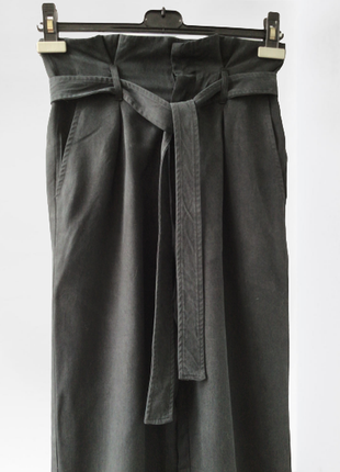 Зауженные брюки с ультра высокой посадкой с присборенной талией reformation, сша9 фото