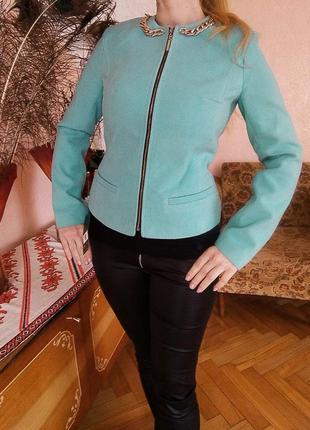Кашемірова куртка-піджак коротке з декором (куртка кашемірова, напівпальто жіноче)3 фото
