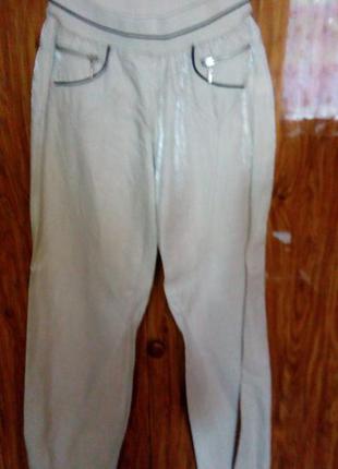 Легкі брюки