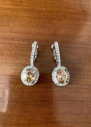 Красивые серьги