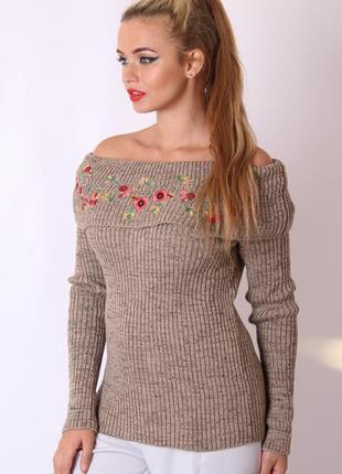 Знижка. светр з вишивкою, туреччина.1 фото