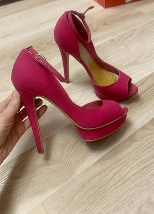 Туфли,босоножки