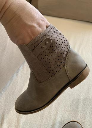 Zara 29 размер.