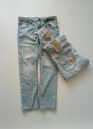 Джинсы от zara