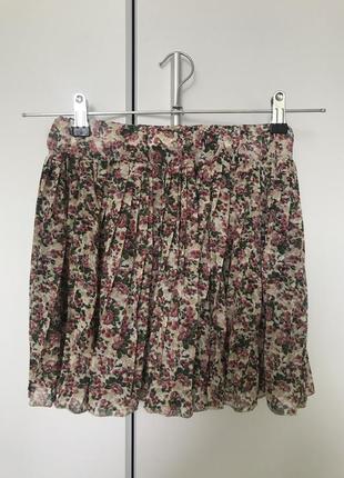Спідничка в дрібну складку
