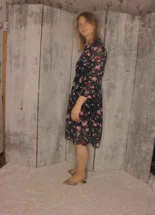 Легке шифонове романтичне плаття на весну з квітковим принтом,2 фото