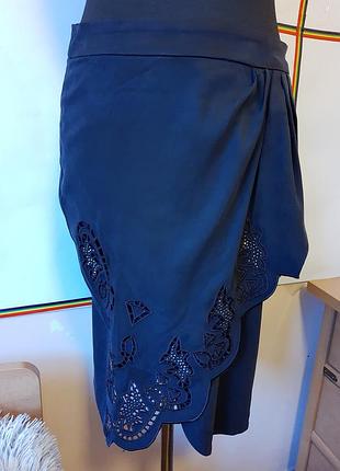 Шолковая юбка ,отделка вышивка ртшилье.