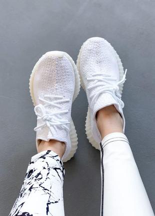 Шикарные женские кроссовки adidas yeezy boost 350 white наложенный платеж