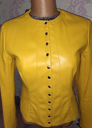 Курточка кожзам zara р-р s.